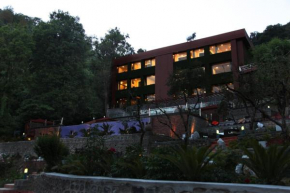 Aamari Resort